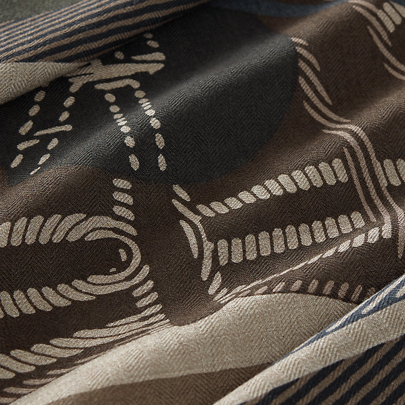 Cheval a la Couverture Spirale scarf 100