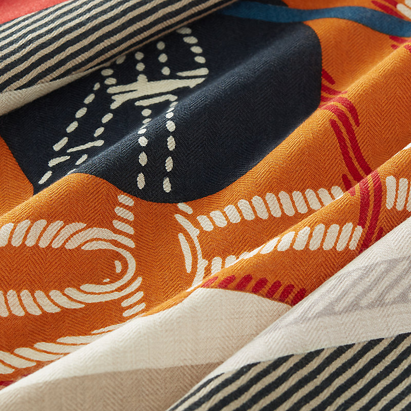 Cheval a la Couverture Spirale scarf 100