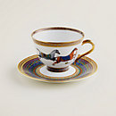 View: Worn, Cheval d’Orient tea cup and saucer n°4