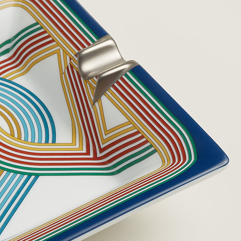 Circuit 24 Faubourg ashtray