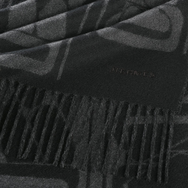 Clic, C'est Noue scarf