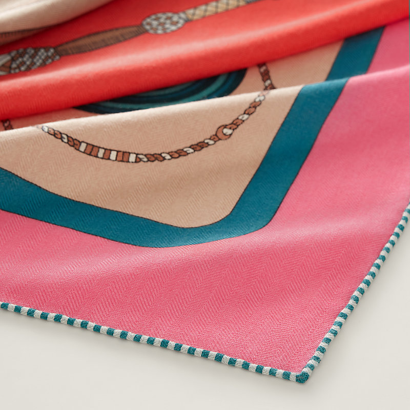 “CLIC-CLAC”三角巾