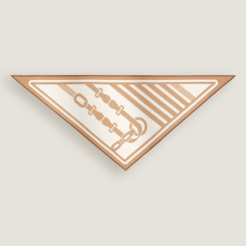 Coaching double face triangle scarf