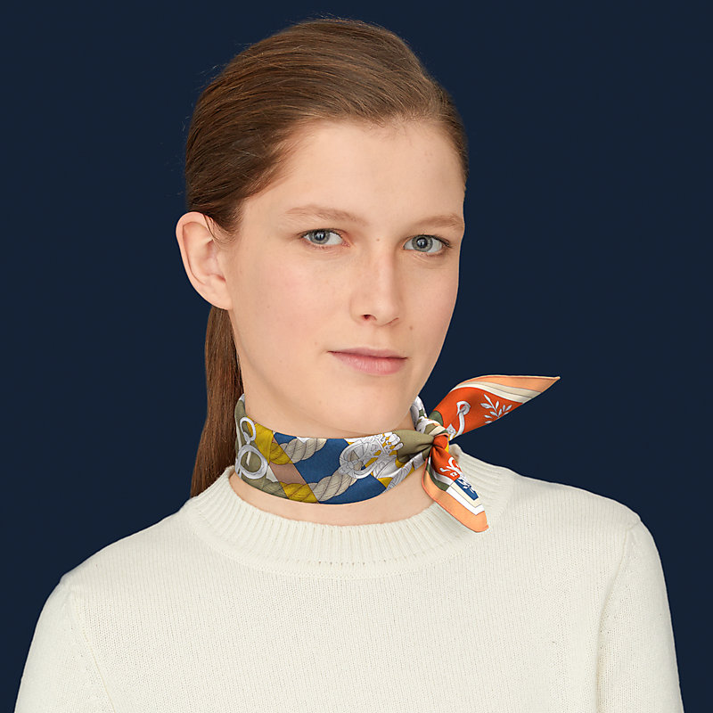 hermes scarf 45 how to wear