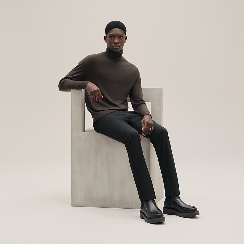 "Detail H" turtleneck sweater
