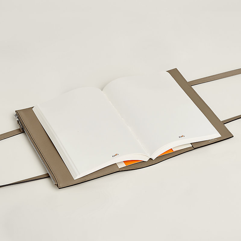 便利で上品♪【HELMES】EAジップ・トゥー・ゴー ブックホルダー Eazip To Go book holder | Hermès Mainland China