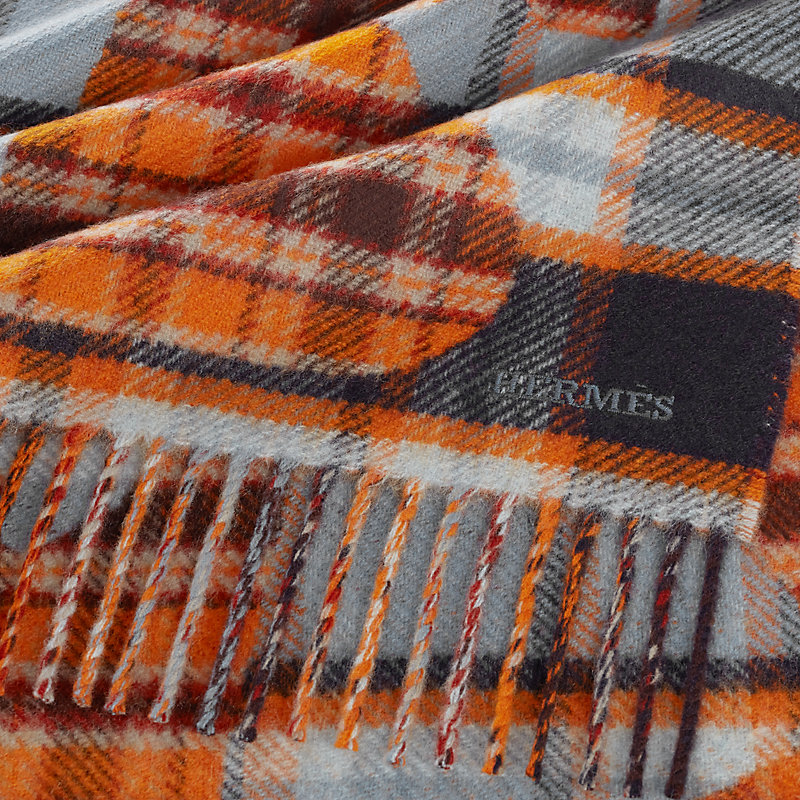 Echec au Roi Tartan scarf