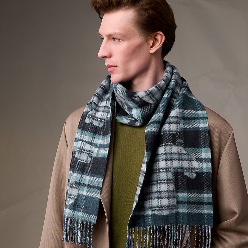 Echec au Roi Tartan scarf