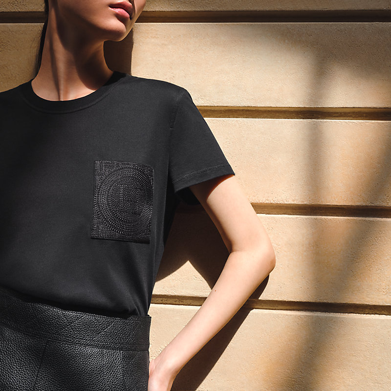 Embroidered pocket t-shirt | Hermès Mainland China