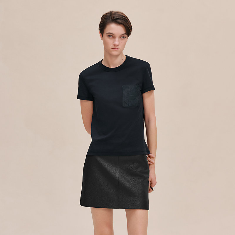 Embroidered pocket t-shirt