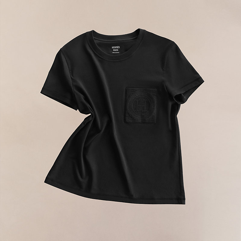 Embroidered pocket t-shirt