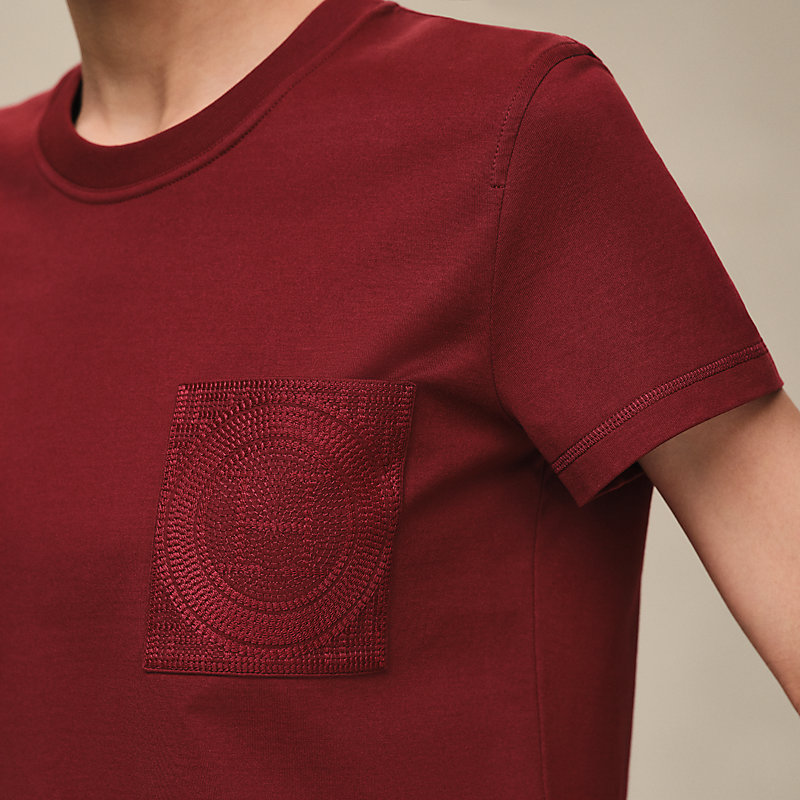 Embroidered pocket t-shirt