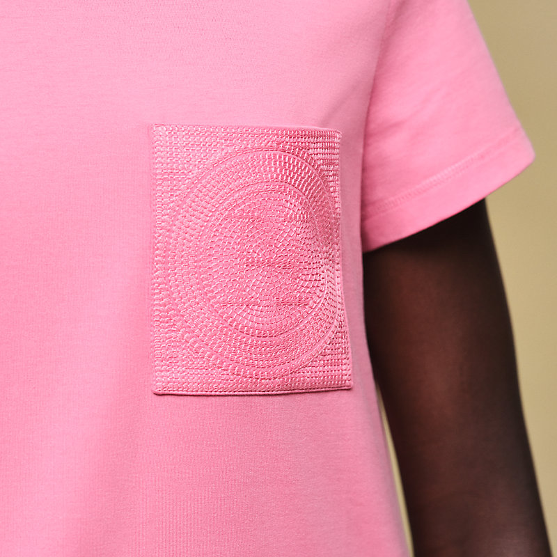 Embroidered pocket t-shirt