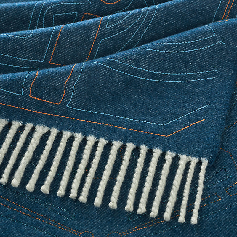 Eperon d'Or au Fil scarf