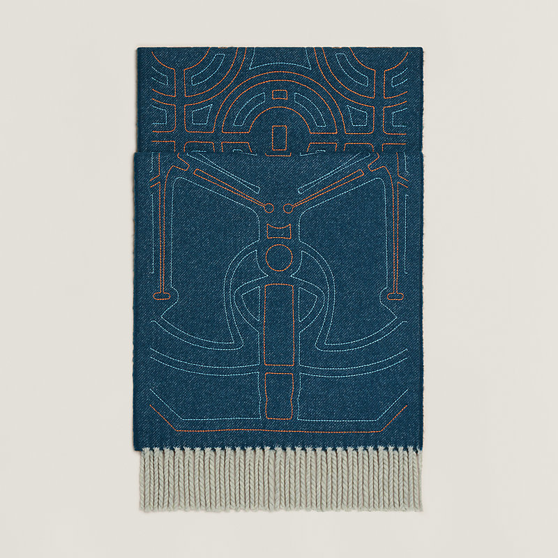Eperon d'Or au Fil scarf