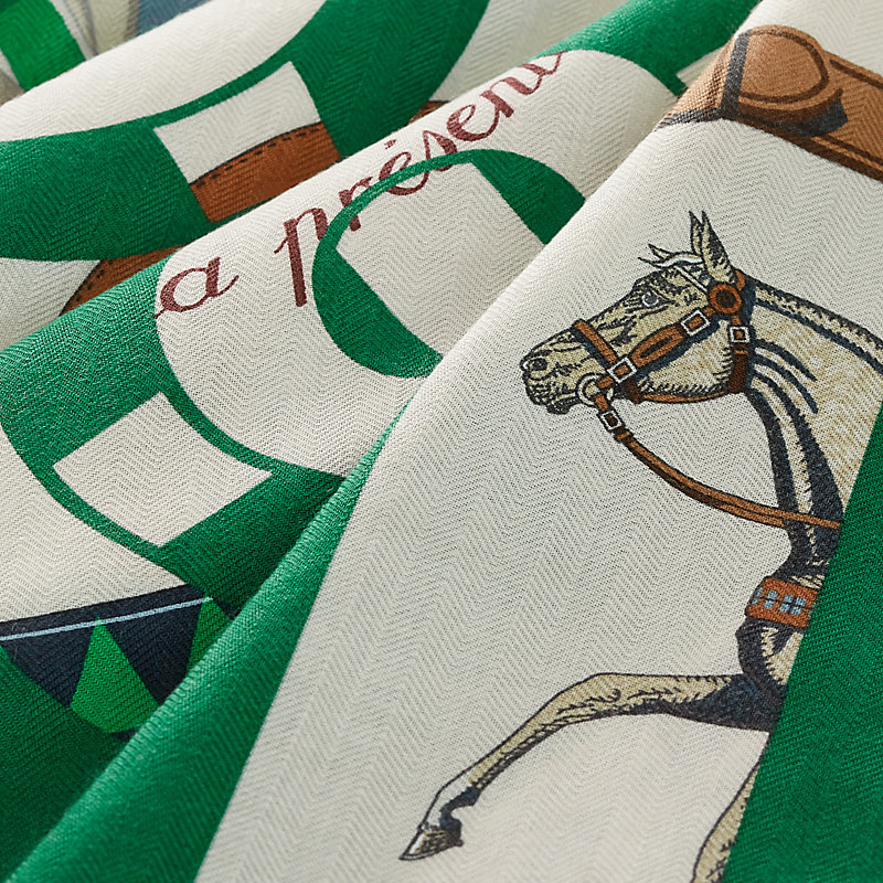 Eperon d'Or et Tenues de Jour shawl 140