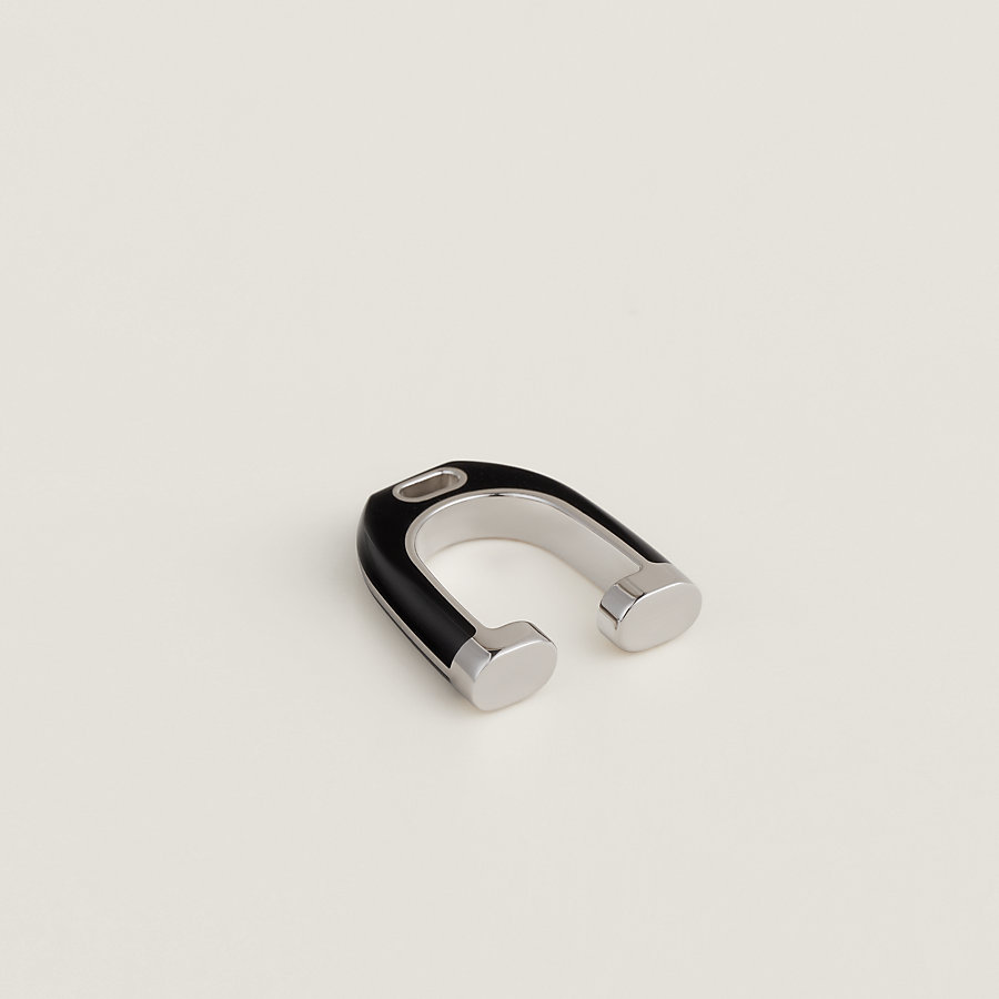 Etrier ear cuff