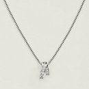 View: front, Etriviere pendant