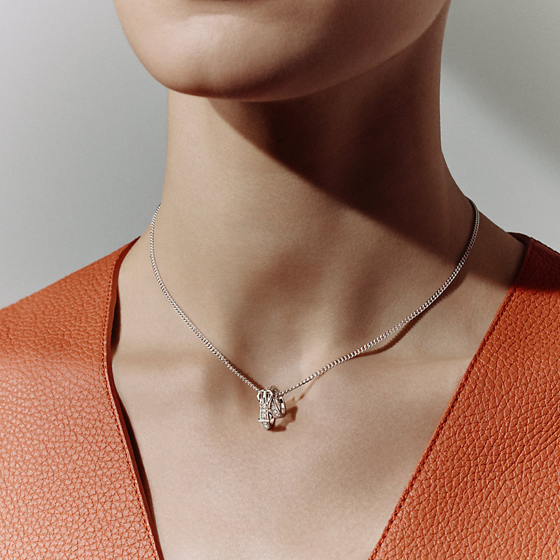 Etriviere pendant