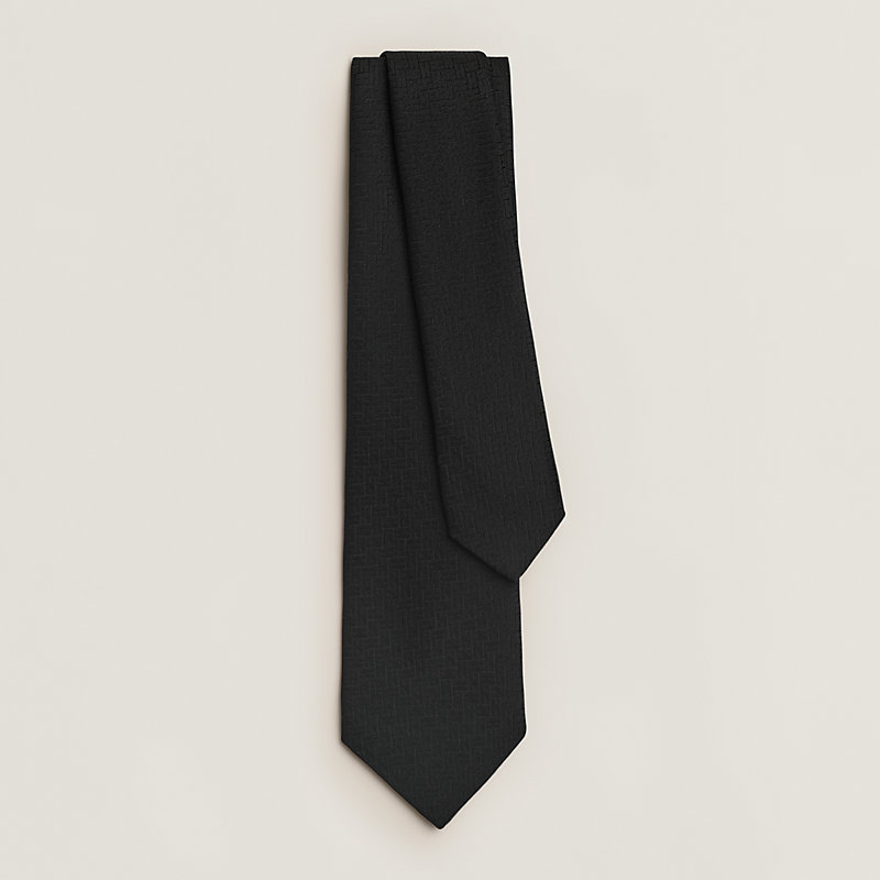 Faconnee H 24 tie