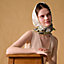 View: Worn, Flora y Plata scarf 90