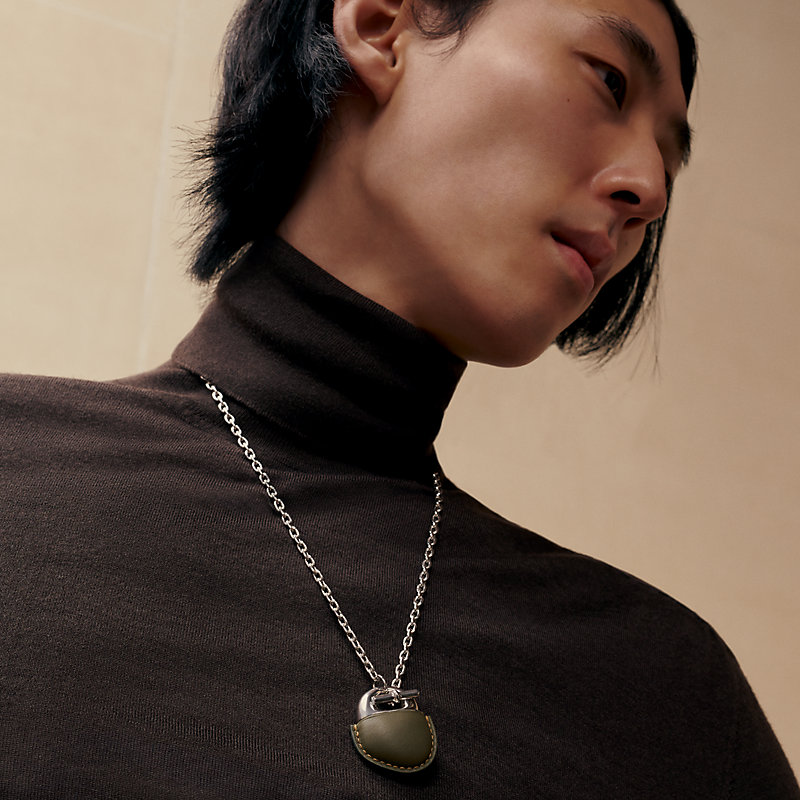 Galet Gaine necklace