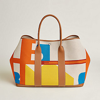 Un voyage clearance bag hermes