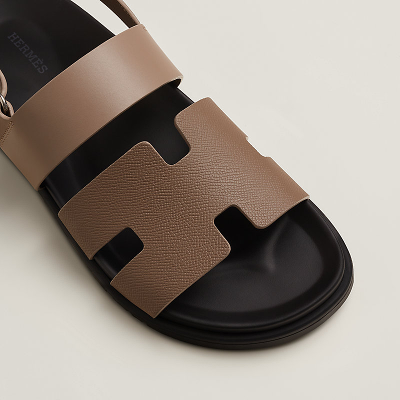 Genius sandal