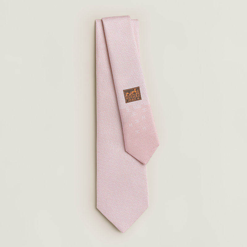 Geometrical H tie