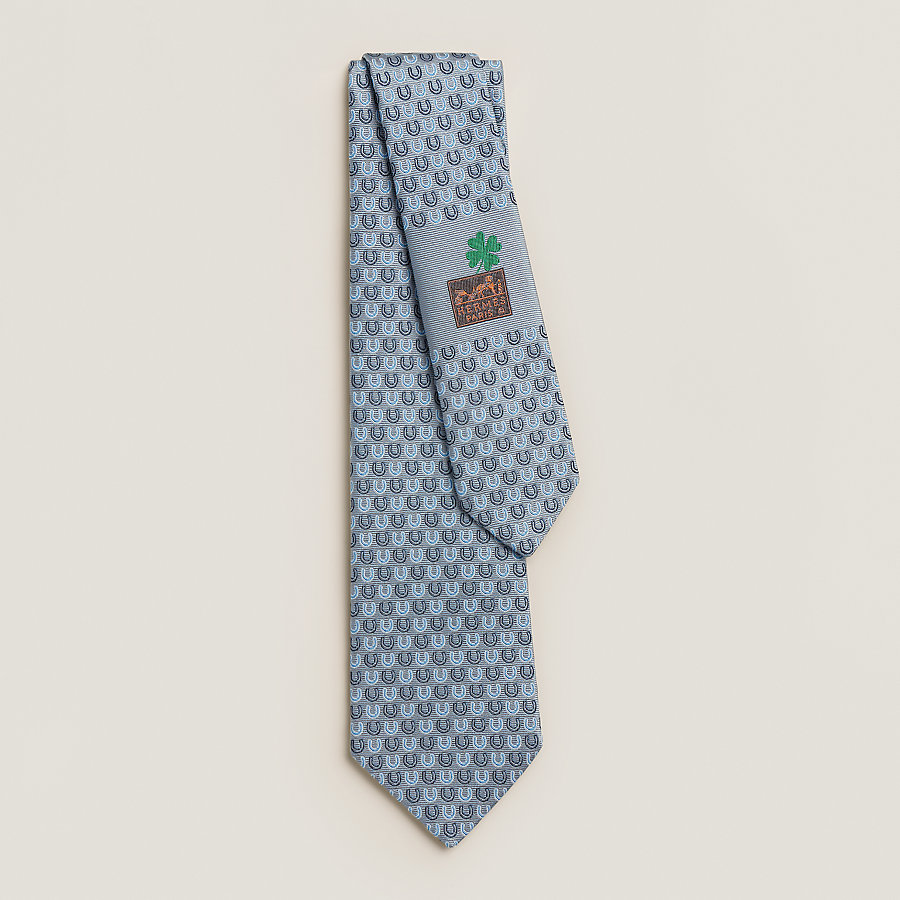 Good Luck tie