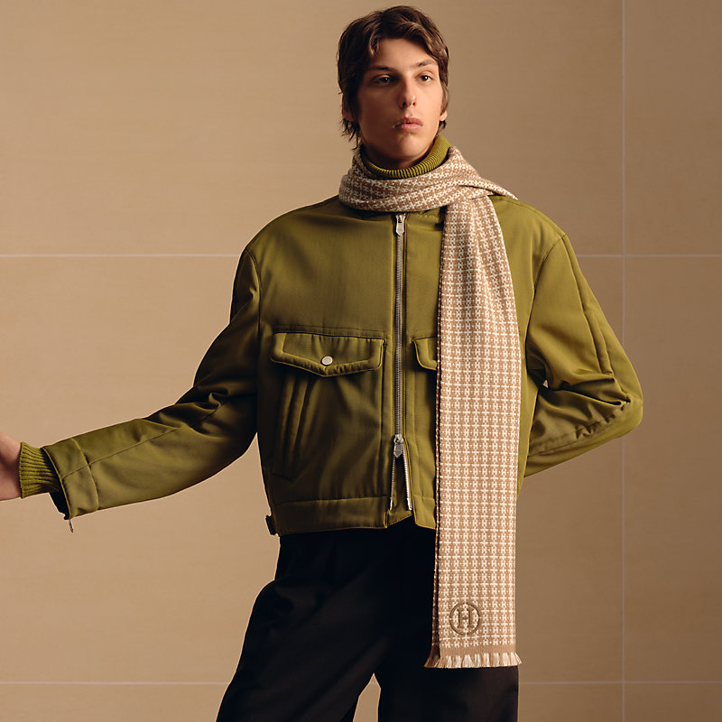 Graphique H scarf