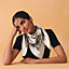 Guepards scarf 80, View: Worn, worn, view 2 of 3
