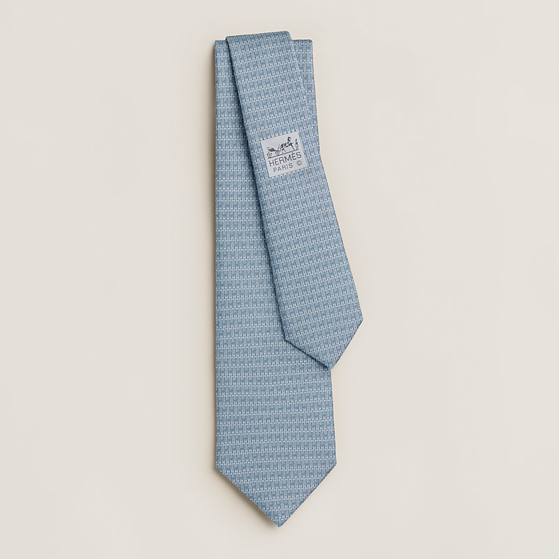 H Duo tie