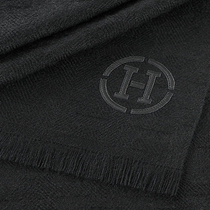 H Embosse scarf