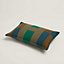 H Horizon pillow, medium model, View: front, front, view 3 of 4