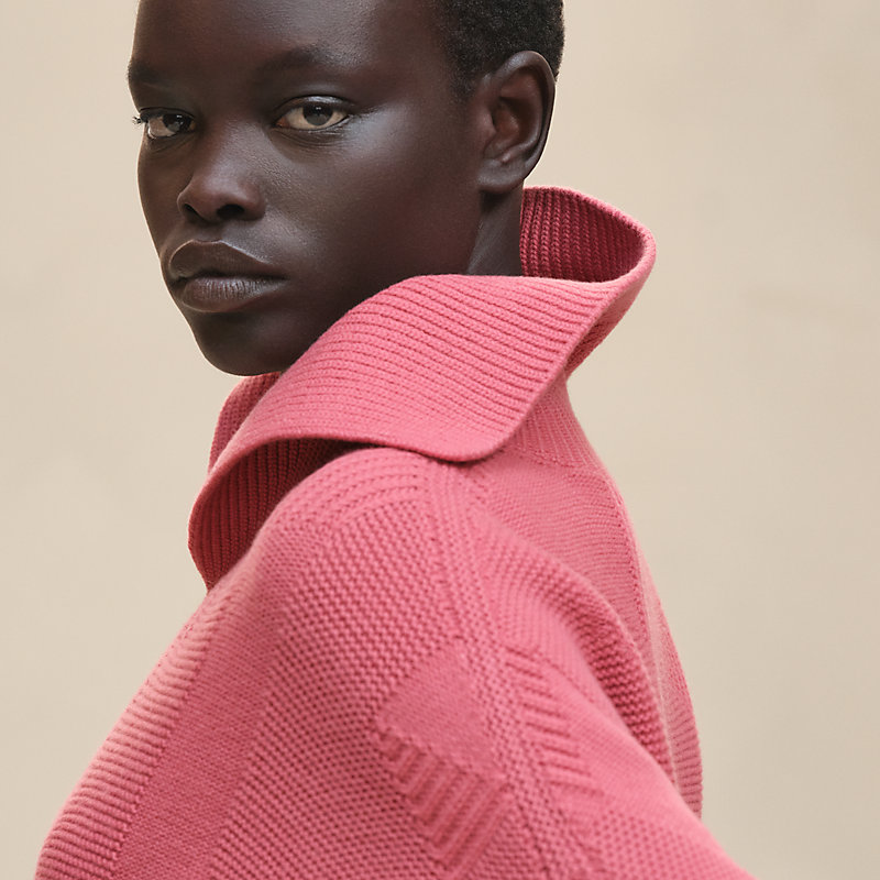 "H" long-sleeve sweater