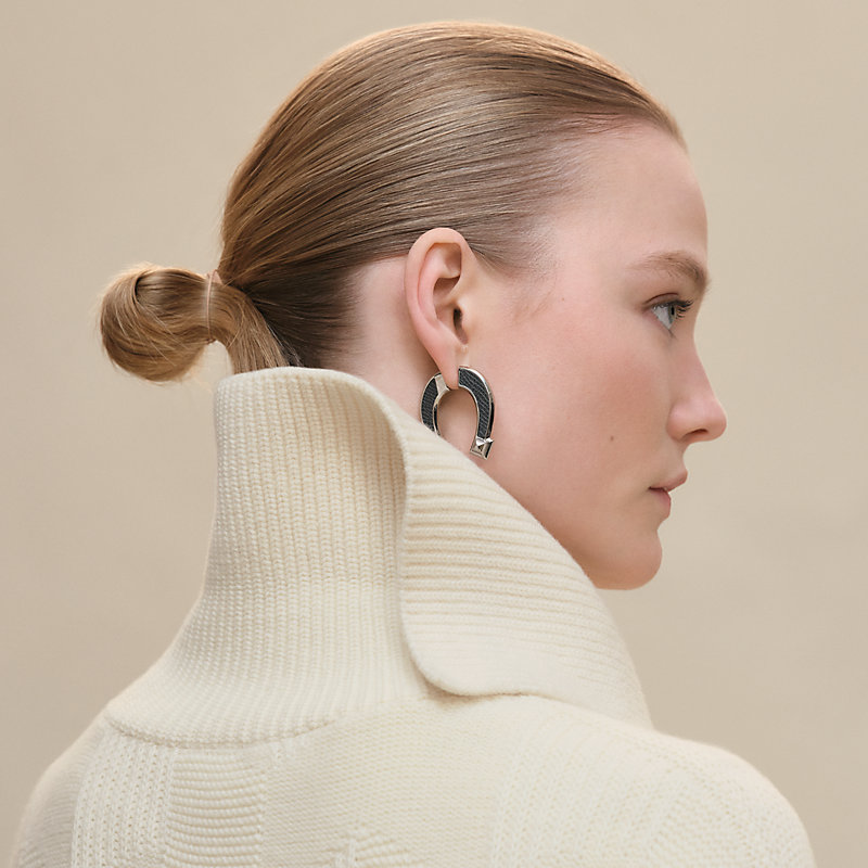 "H" long-sleeve sweater