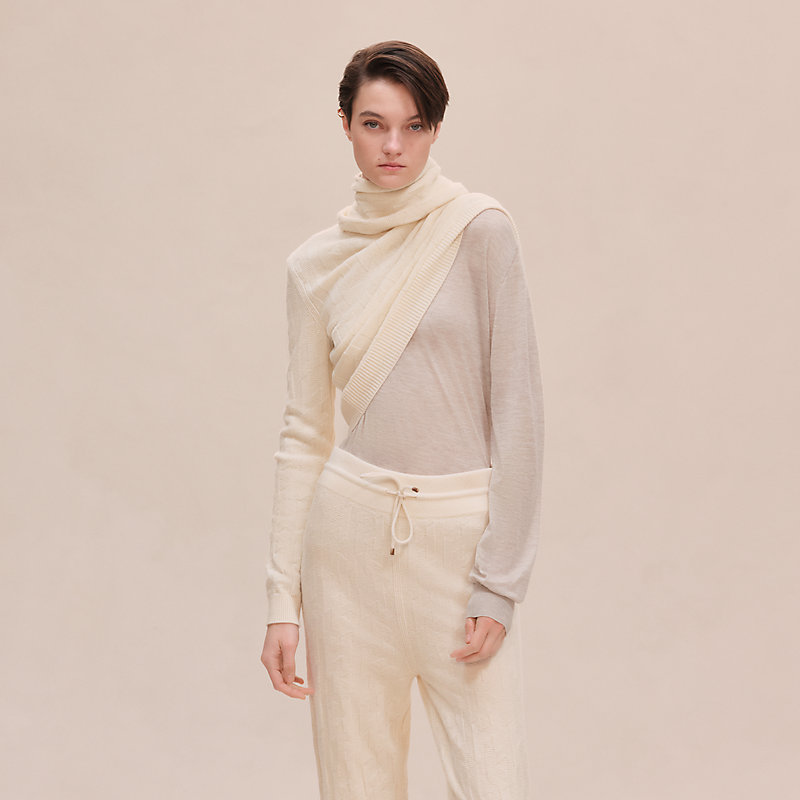 "H" long-sleeve sweater