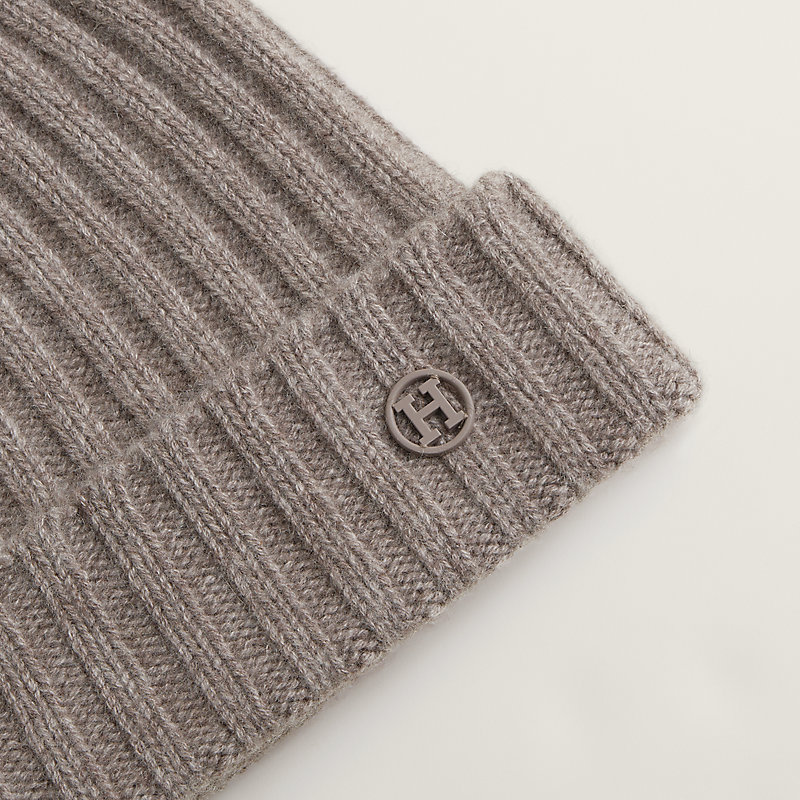 H Loop beanie