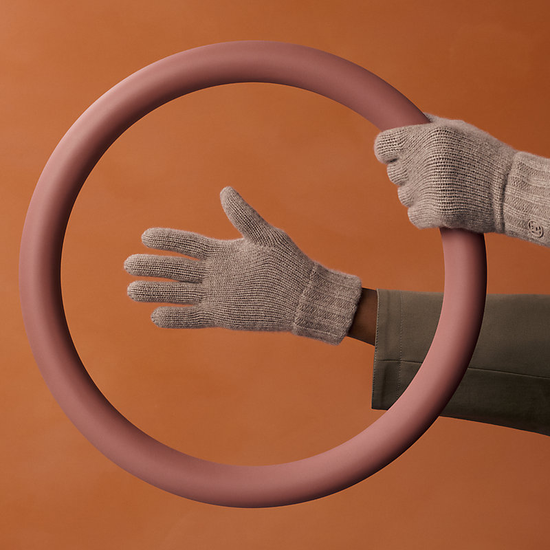 H Loop gloves