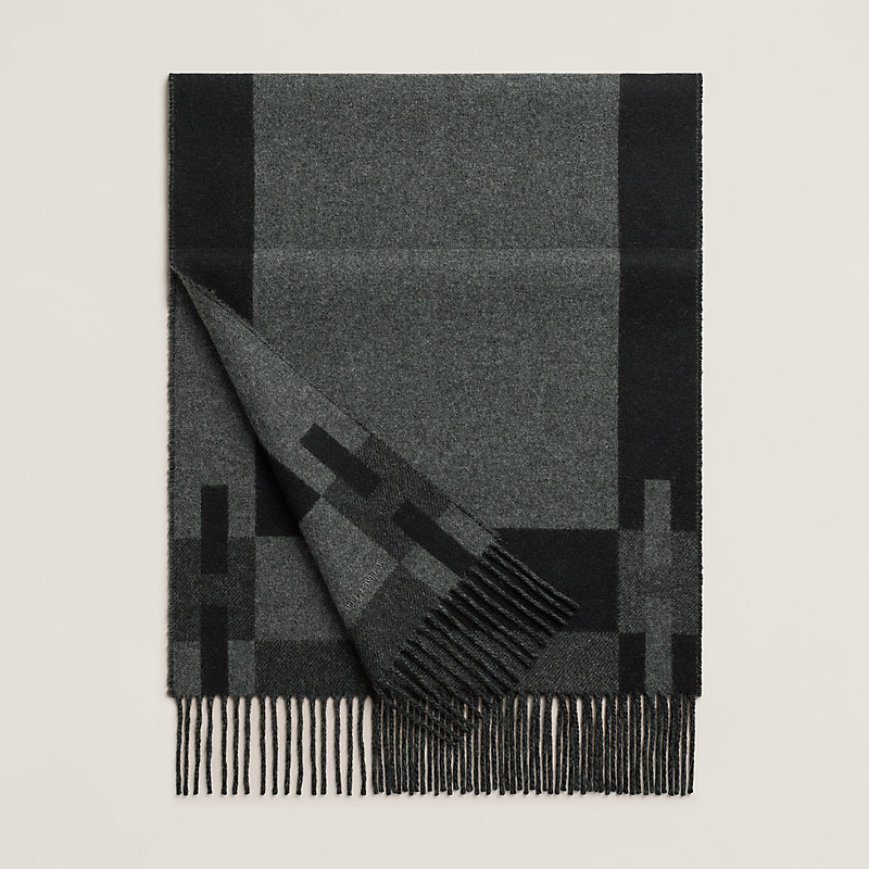 H Passant scarf