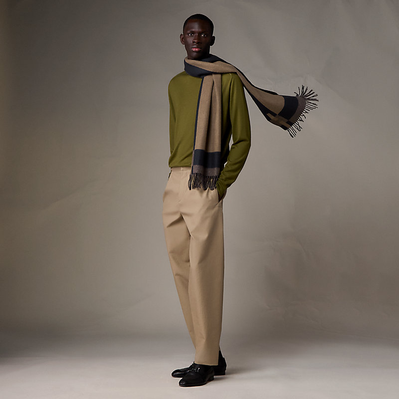 H Passant scarf