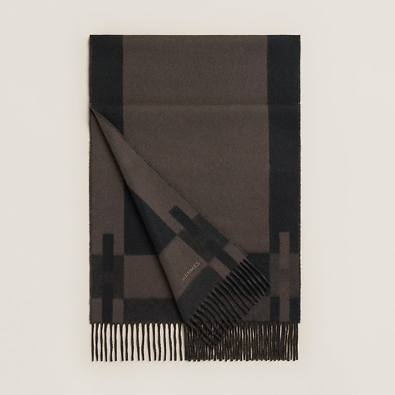 H Passant scarf