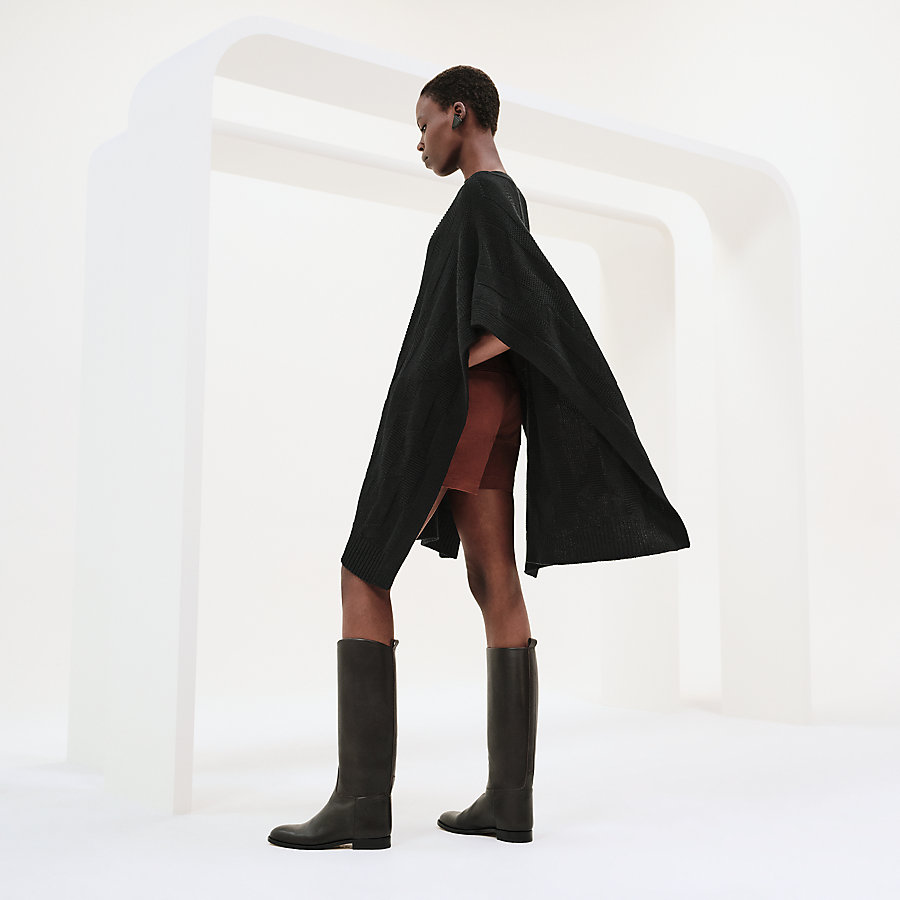 "H" rectangular cape poncho