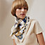 View: Worn, Harnais de Coeur scarf 90