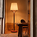 View: Worn, Harnais floor lamp