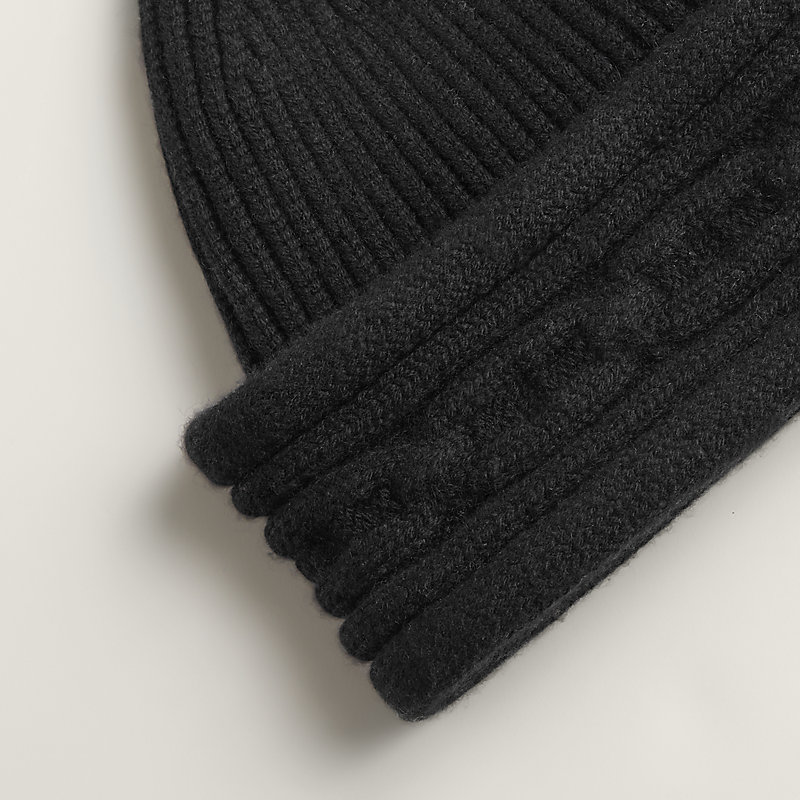 Heaven Twist beanie
