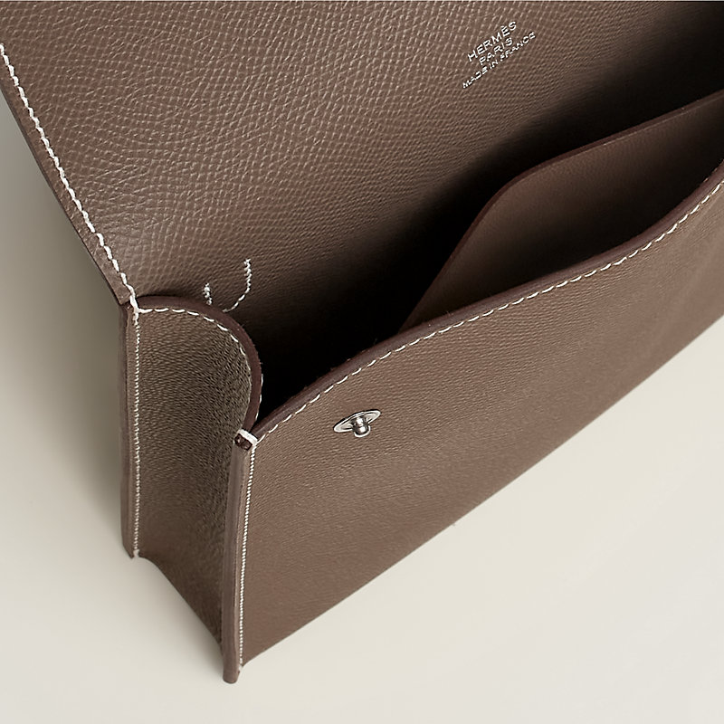 Hermèsnap Vertical To Go pouch