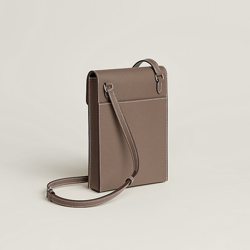Hermèsnap Vertical To Go pouch