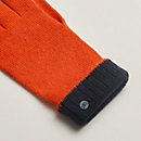 View: Detail, Hugo reversible gloves